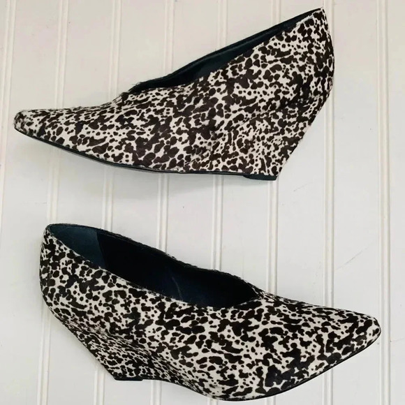 Anthropologie Pied Juste Calf Hair Wedged Booties - Picture 6 of 8